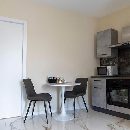 Appartamento Casa Di Zina Verona Esterno foto
