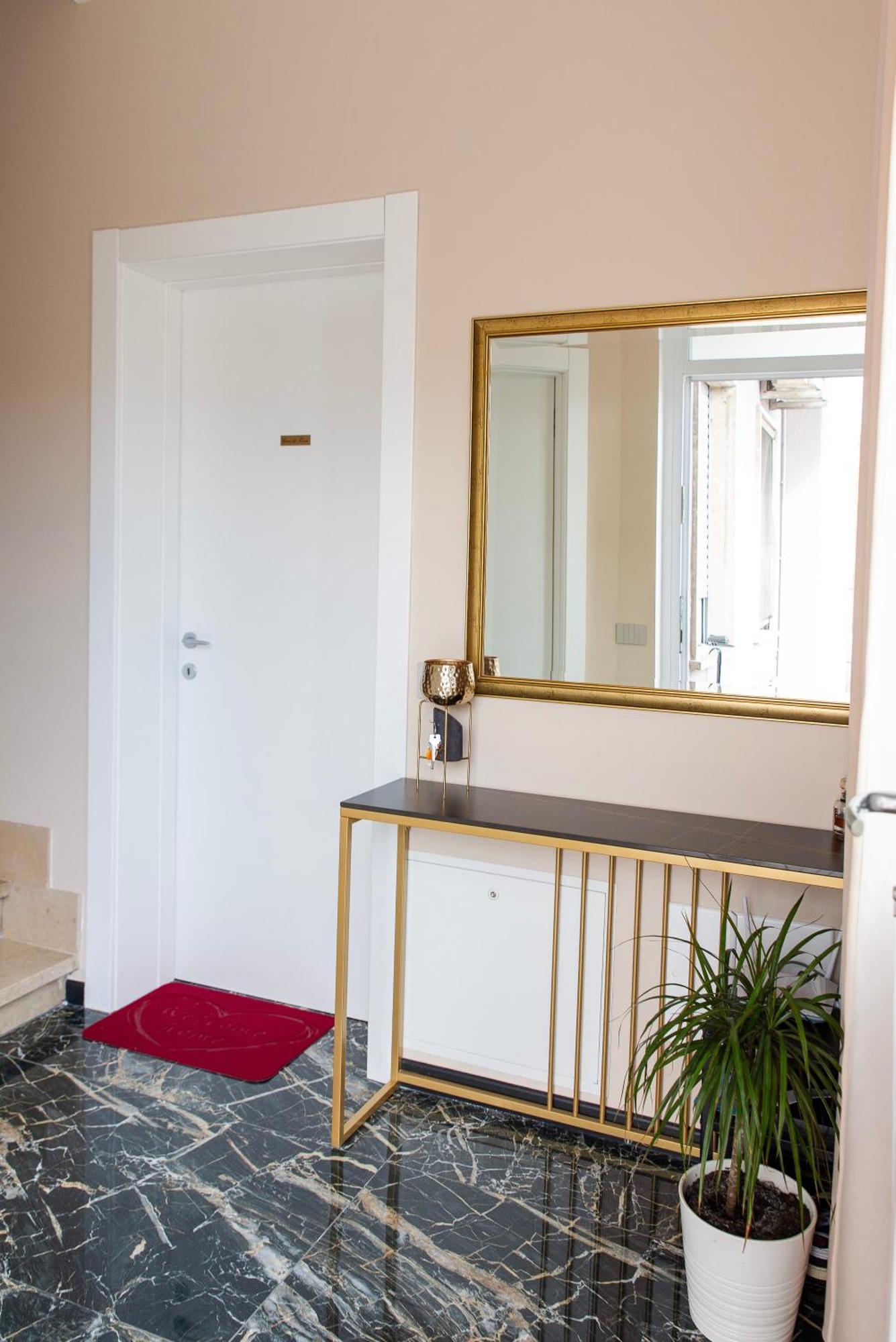 Appartamento Casa Di Zina Verona Esterno foto